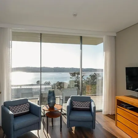 Paladina Πανσιόν