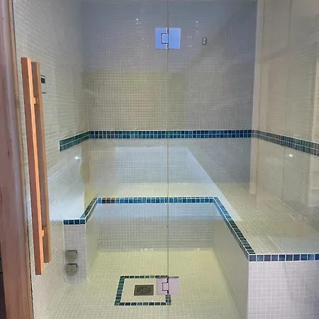 Paladina ゲストハウス 4*